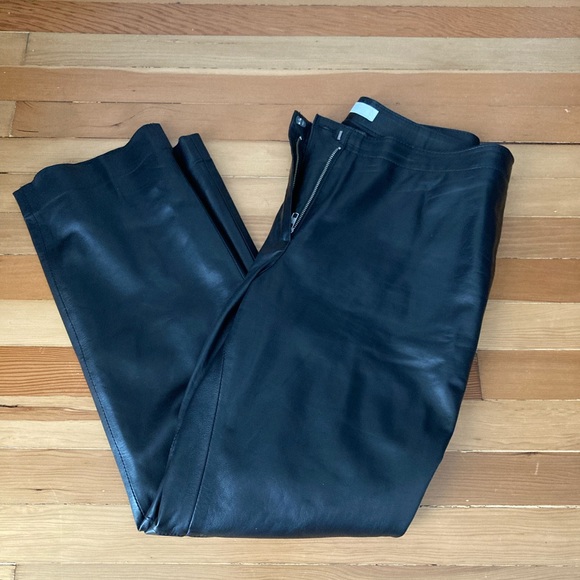 Straight cut black leather pants - Picture 6 of 11